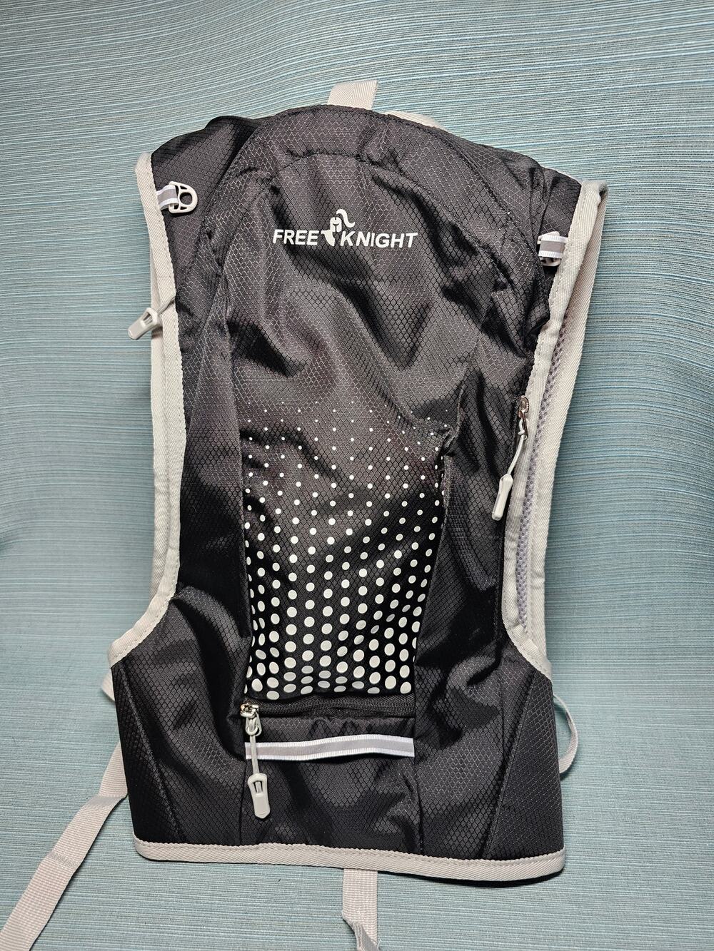 Free Knight Backpack, breathable, waterproof running hiking Black